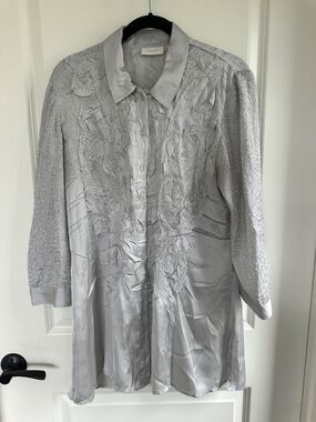 Chico's No-Iron Silver/Gray Tunic Chico’s 2 (Large / US 12)